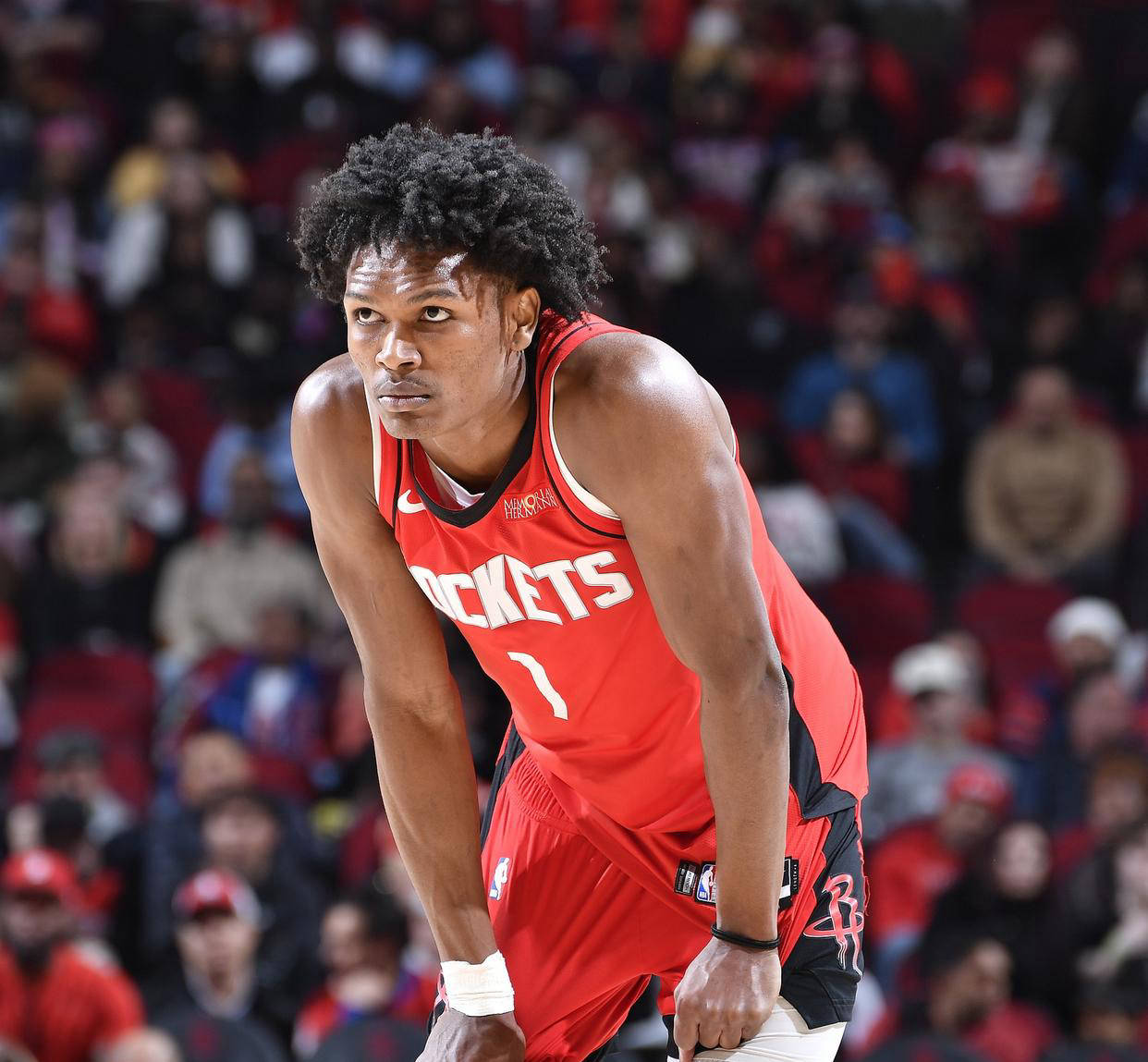 国米2-1凯拉特，劳塔罗两连击破门，奥古斯托远射制胜（国米2-1击退凯拉特：劳塔罗梅开二度，奥古斯托远射定胜局）