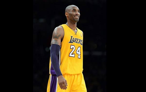 国足友谊赛战胜日本展现新阵容（国足热身赛击败日本，新阵容惊艳亮相）